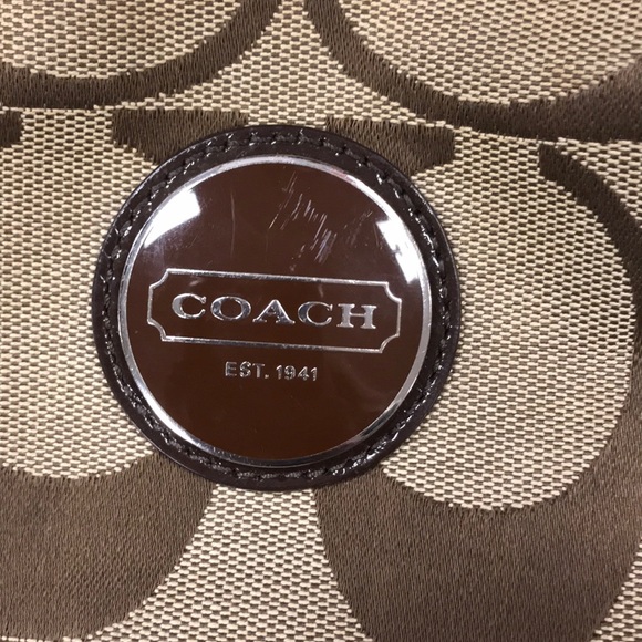 Negotiable! Authentic BNWOT Large Size Coach Purse - Picture 3 of 8